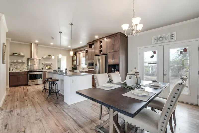 American freedom 3276r interior home features