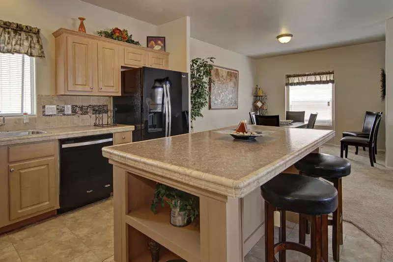 American freedom 2444 kitchen home features