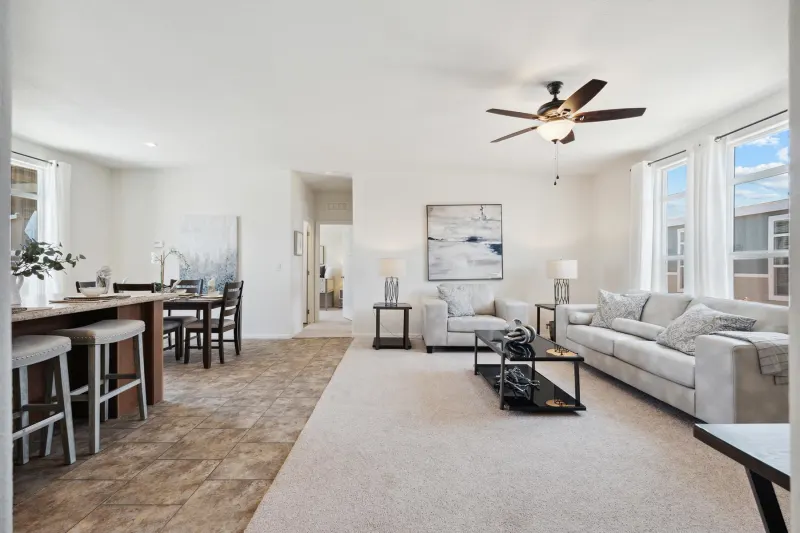 Cs2852ha2a interior home features