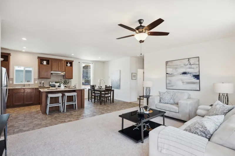 Cs2852ha2a interior home features