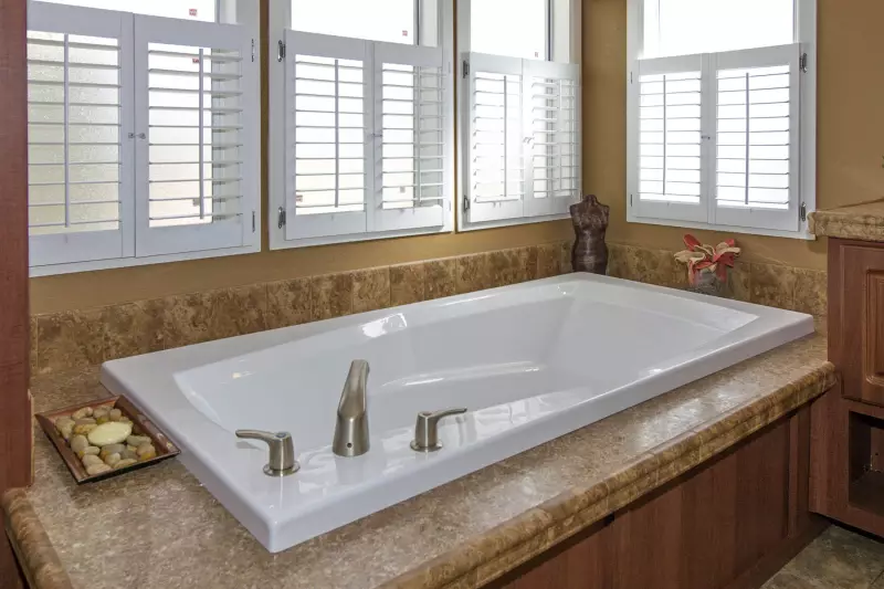 American freedom 2856e  bathroom home features