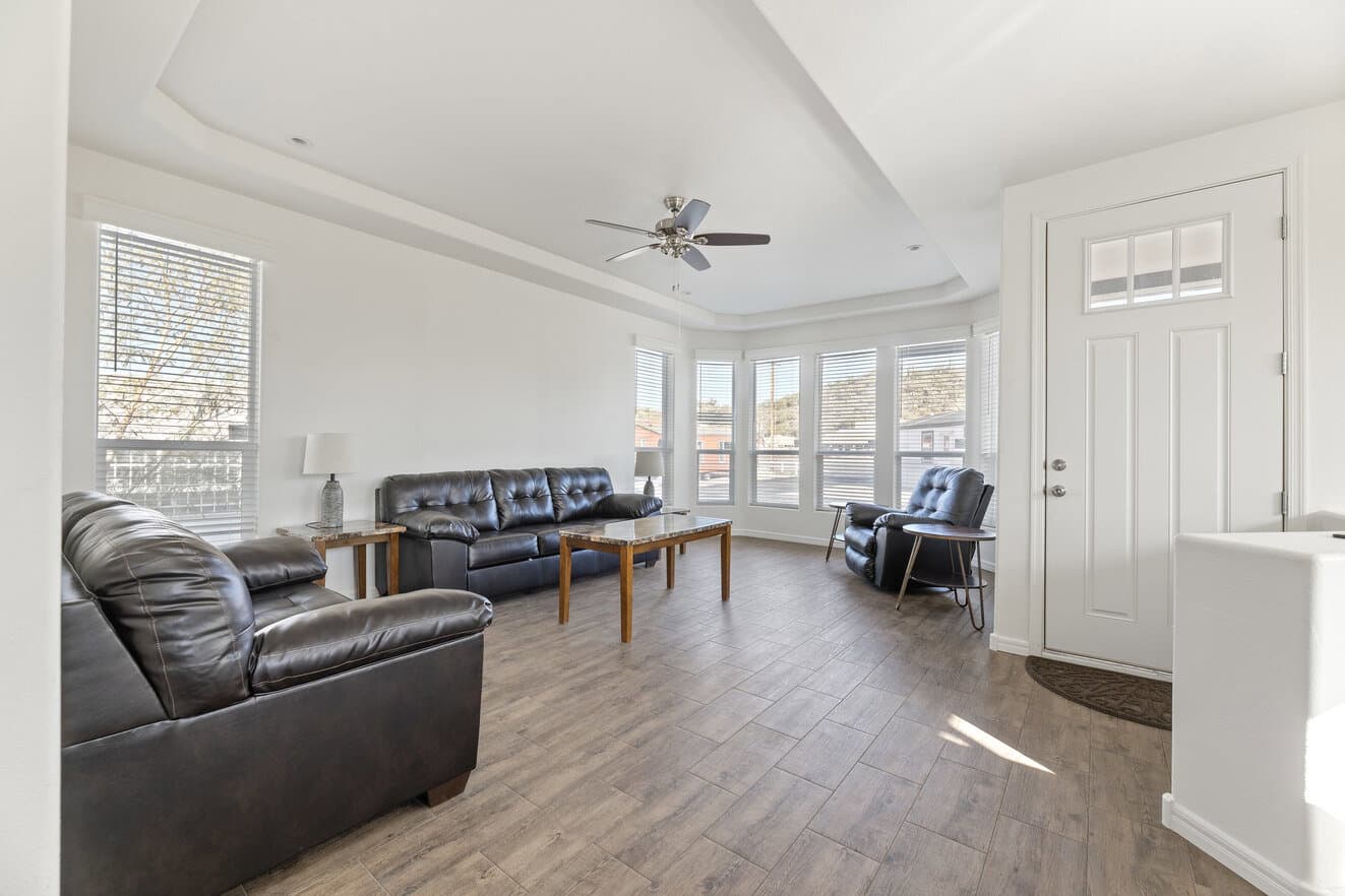 Pacifica  interior home features