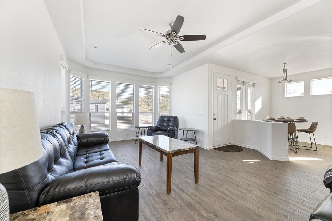 Pacifica  interior home features