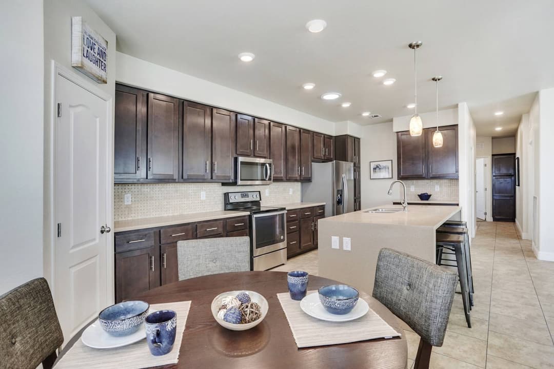 American freedom 2848pc2  interior home features