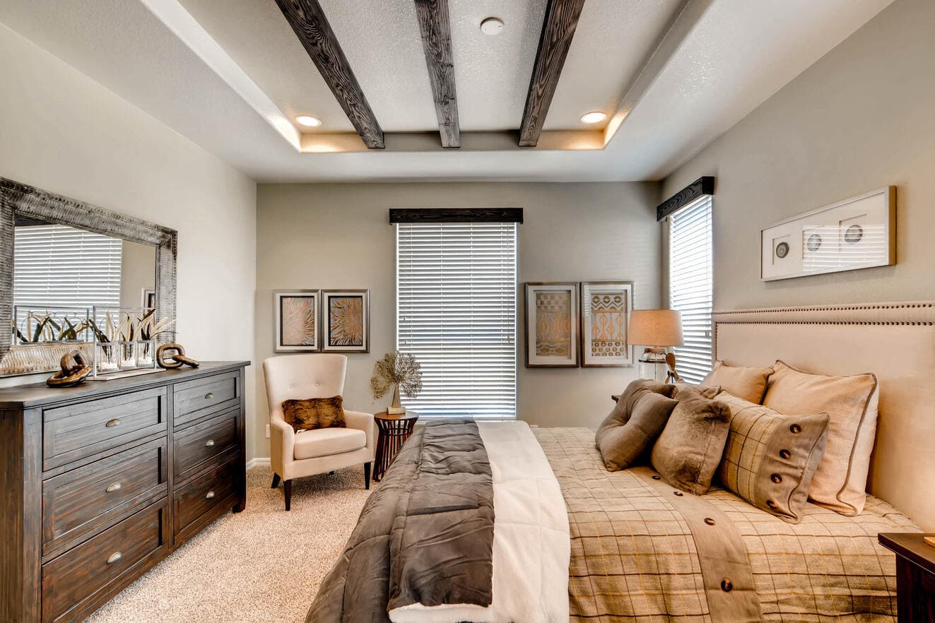 Catalina 2860c bathroom home features