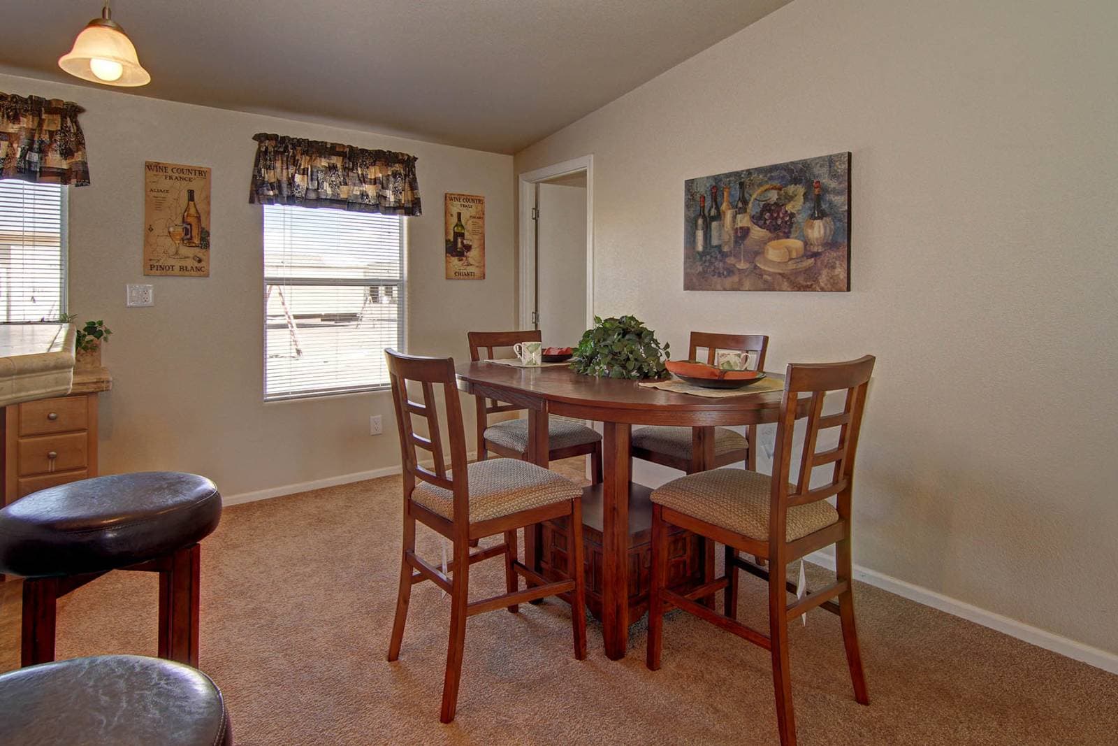 Sunrise 3252 interior home features