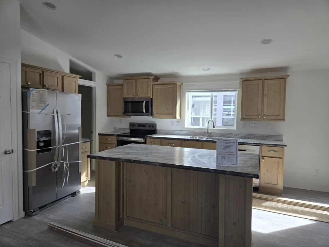 Limited 28564a kitchen home features