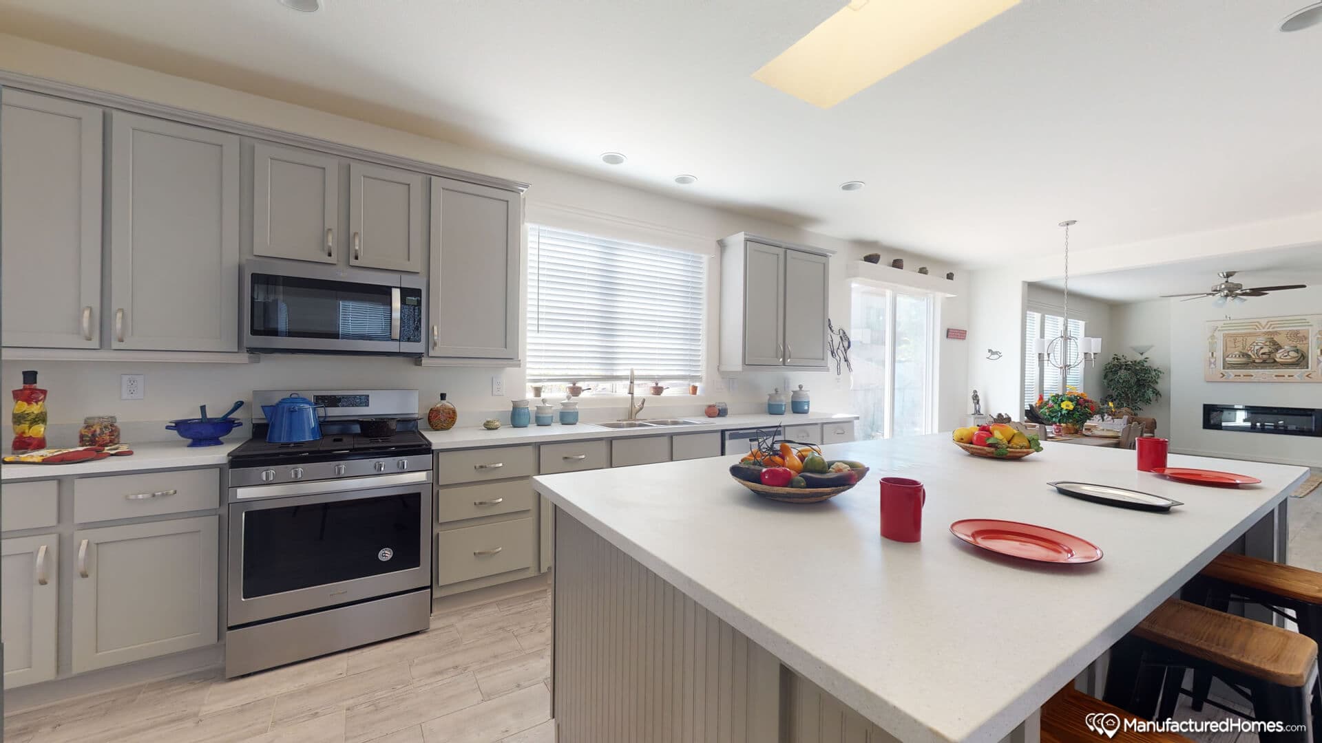 Santa fe ii kitchen home features