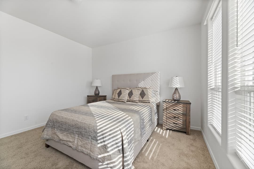 Pacifica  interior and bedroom home features