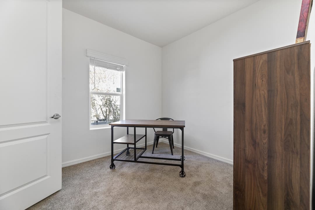 Pacifica  interior home features