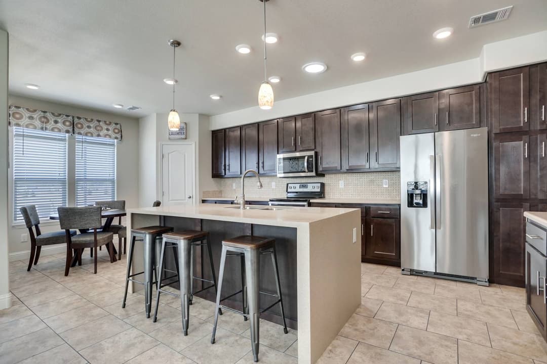 American freedom 2848pc2  kitchen home features