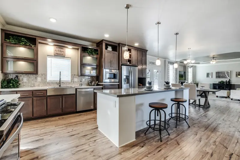 American freedom 3276r kitchen home features