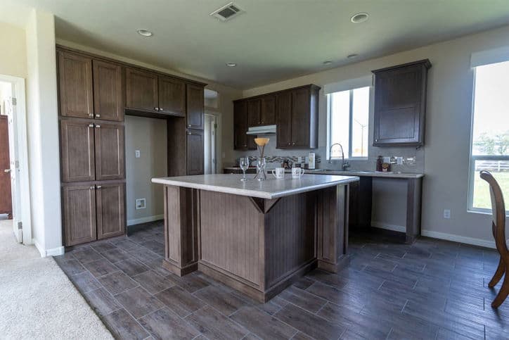 Santa fe ii 28563b kitchen home features