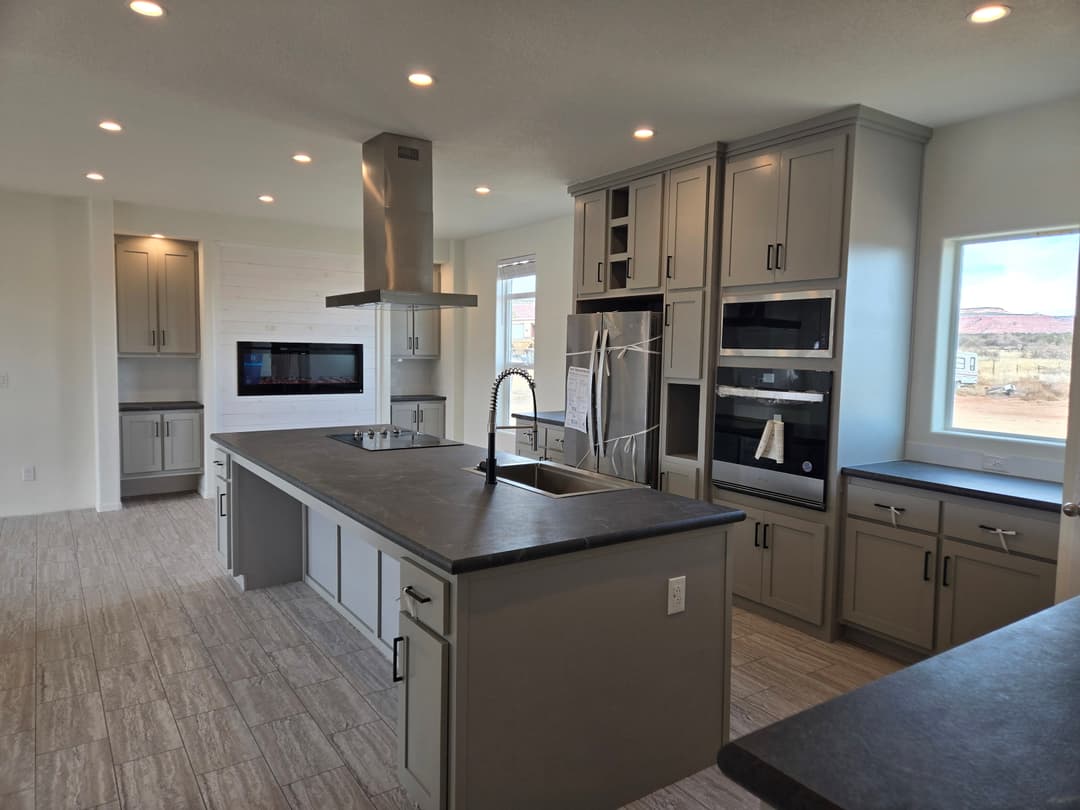 Odyssey 3256hx interior and kitchen home features