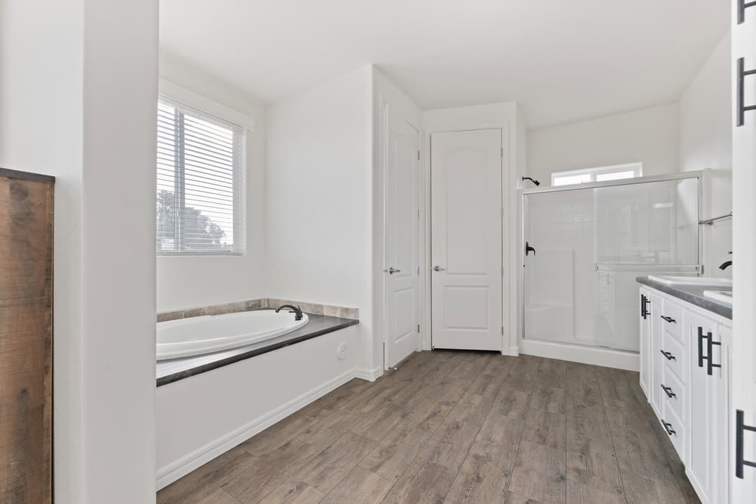 Pacifica  interior and bedroom home features